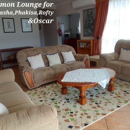 Botleng Guest House Boqate Bagian luar foto