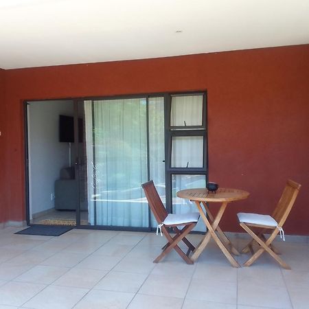 Botleng Guest House Boqate Bagian luar foto