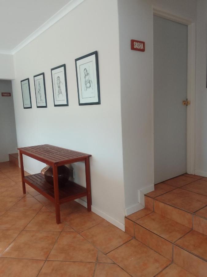 Botleng Guest House Boqate Bagian luar foto