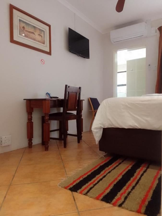 Botleng Guest House Boqate Bagian luar foto