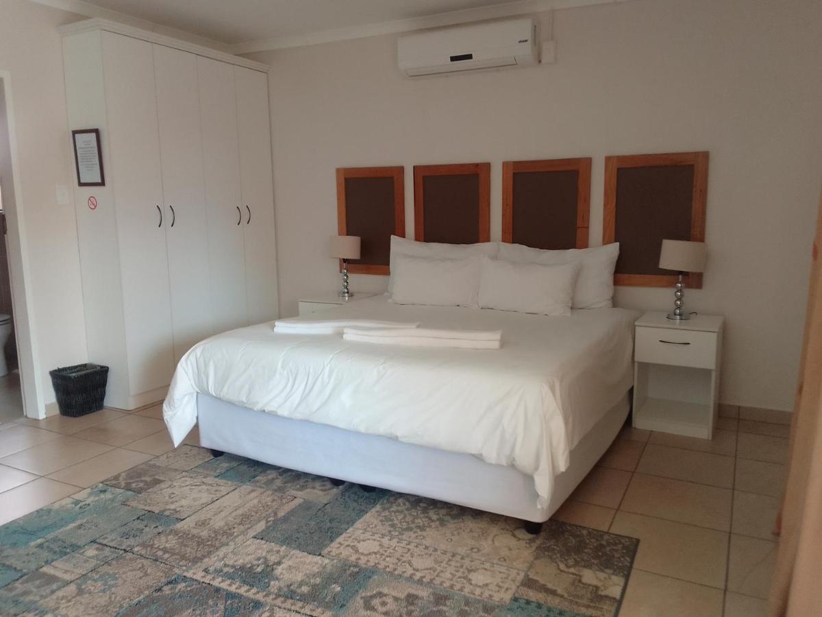 Botleng Guest House Boqate Bagian luar foto
