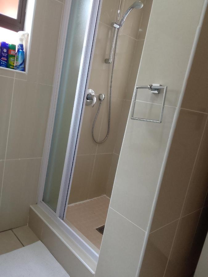 Botleng Guest House Boqate Bagian luar foto