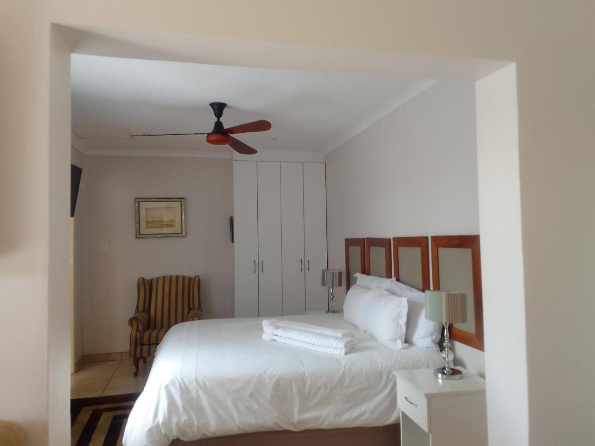 Botleng Guest House Boqate Bagian luar foto