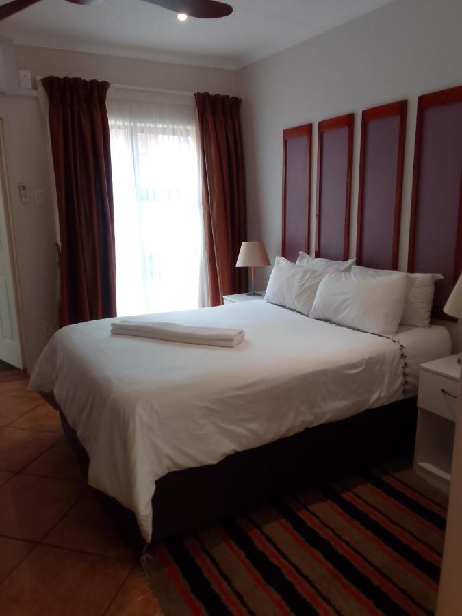 Botleng Guest House Boqate Bagian luar foto