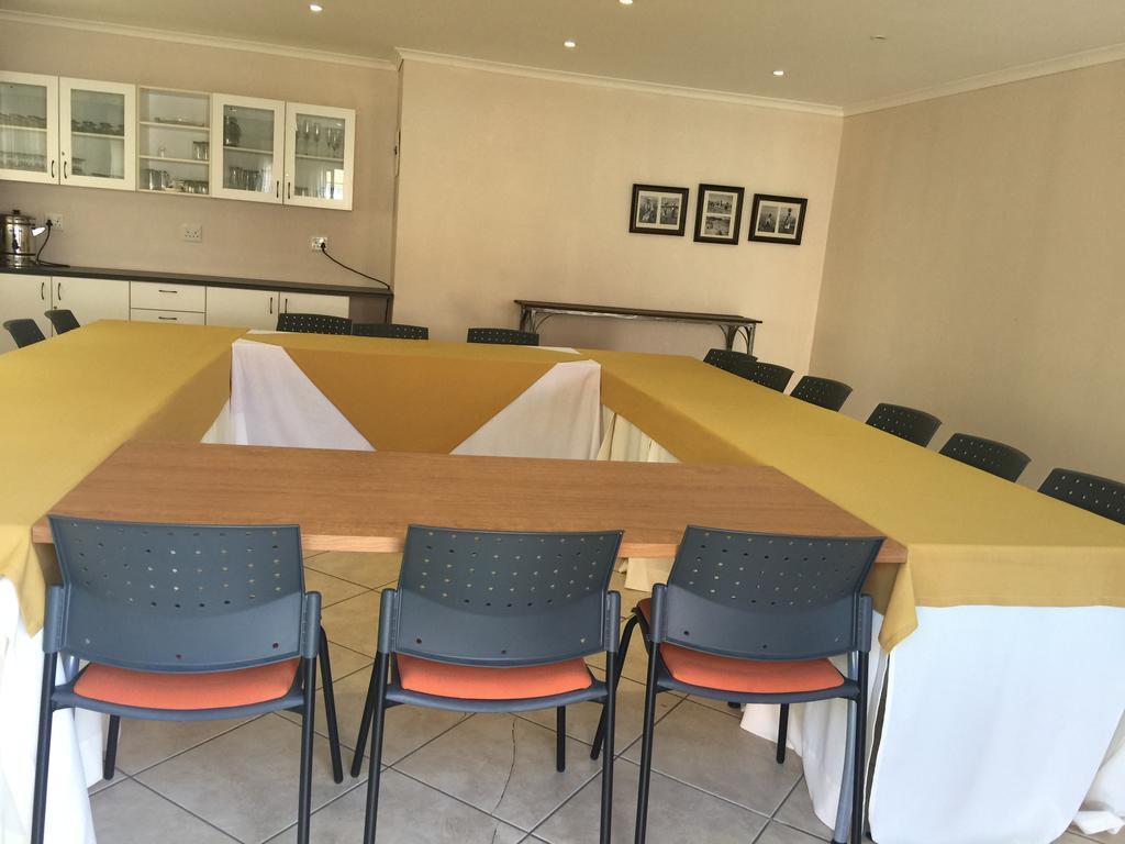 Botleng Guest House Boqate Bagian luar foto